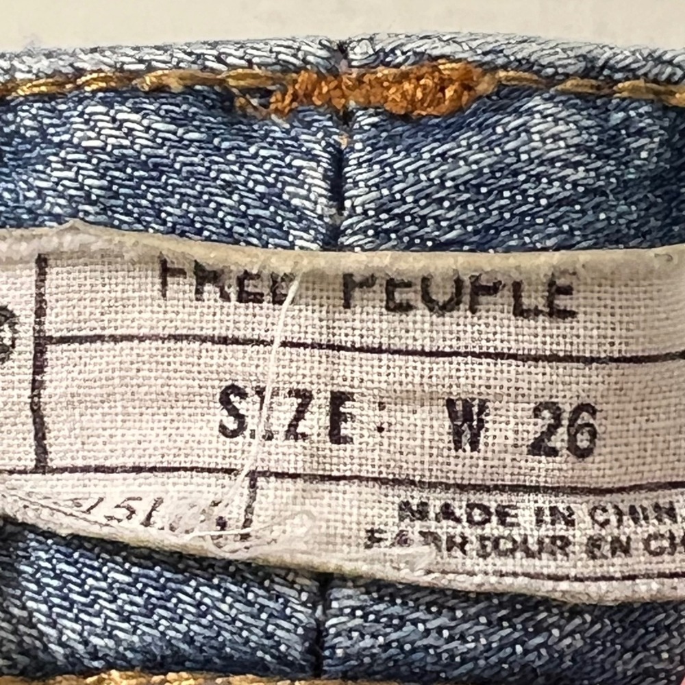 Free People Patchwork Distressed Skinny Jeans Blue Size 26 Womens Low Rise Boho - Picture 2 of 7